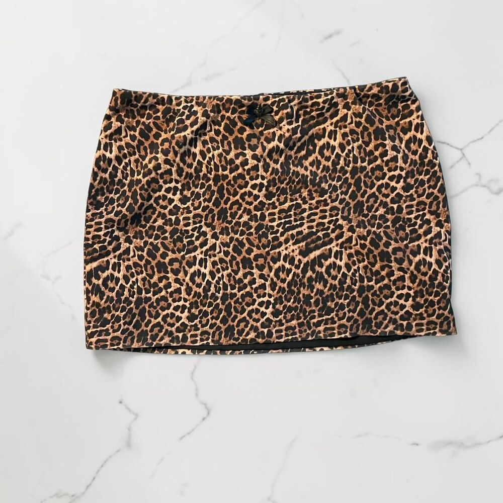 Edikted Women's multi Skirt - Picture 2 of 6